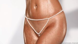 Madisyn Shipman - New Year's Champagne Shower For Eats Channel