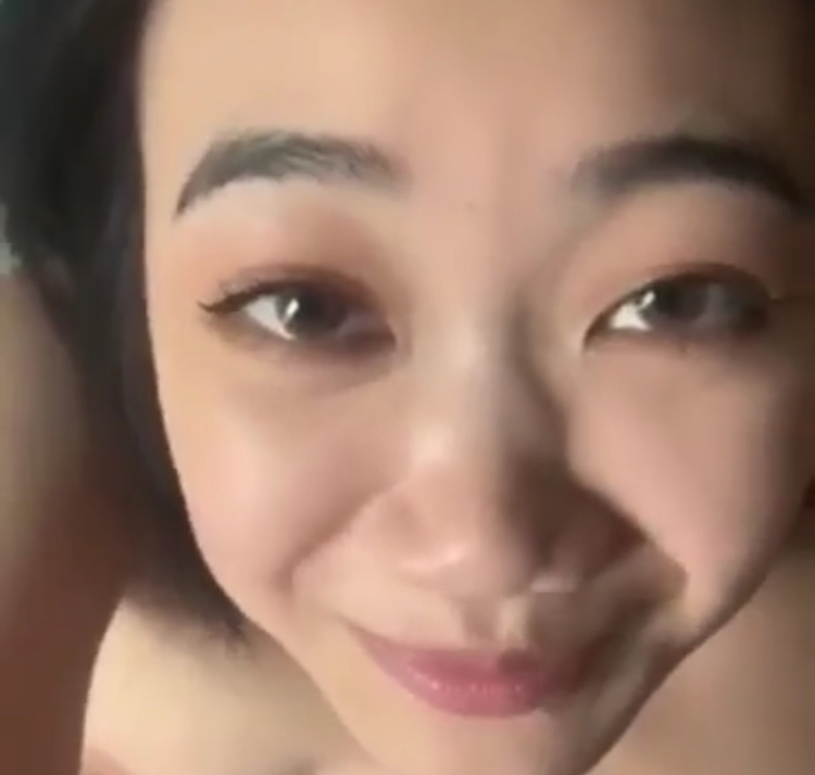 Amateur Asian Girlfriend Swallow - Cute Asian Girlfriend Swallow My Cum - Thothub