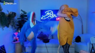 Andrea Botez Butt Flash