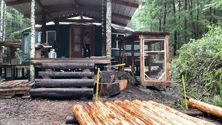 Nicollelove - Topless outside